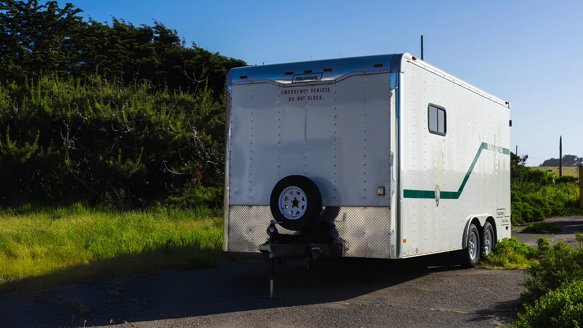 trailer-image-1